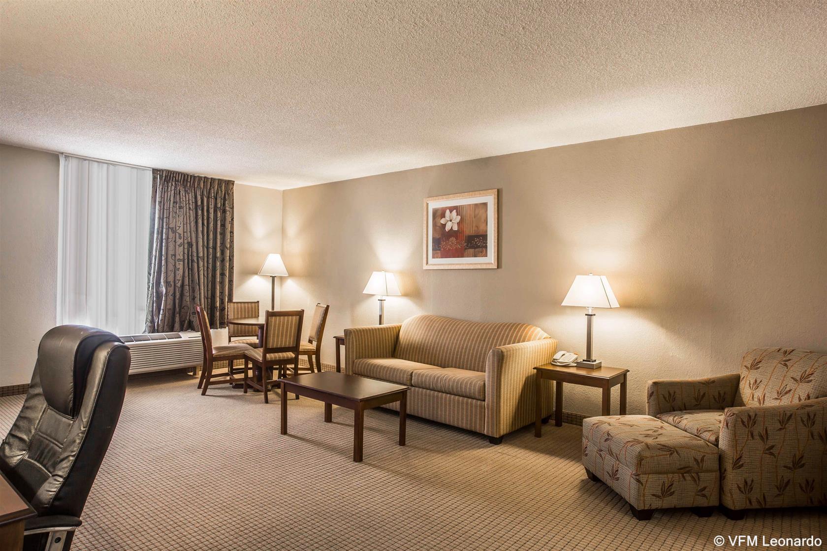 Quality Inn & Suites Near Lake Eufaula Dış mekan fotoğraf